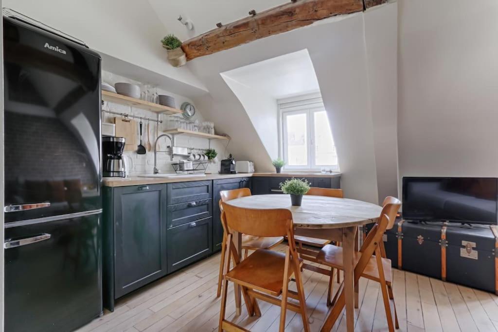Апартаменти Mykeypers - Fantastic Designed Parisan Loft 2Br/6P- Le Marais Екстер'єр фото