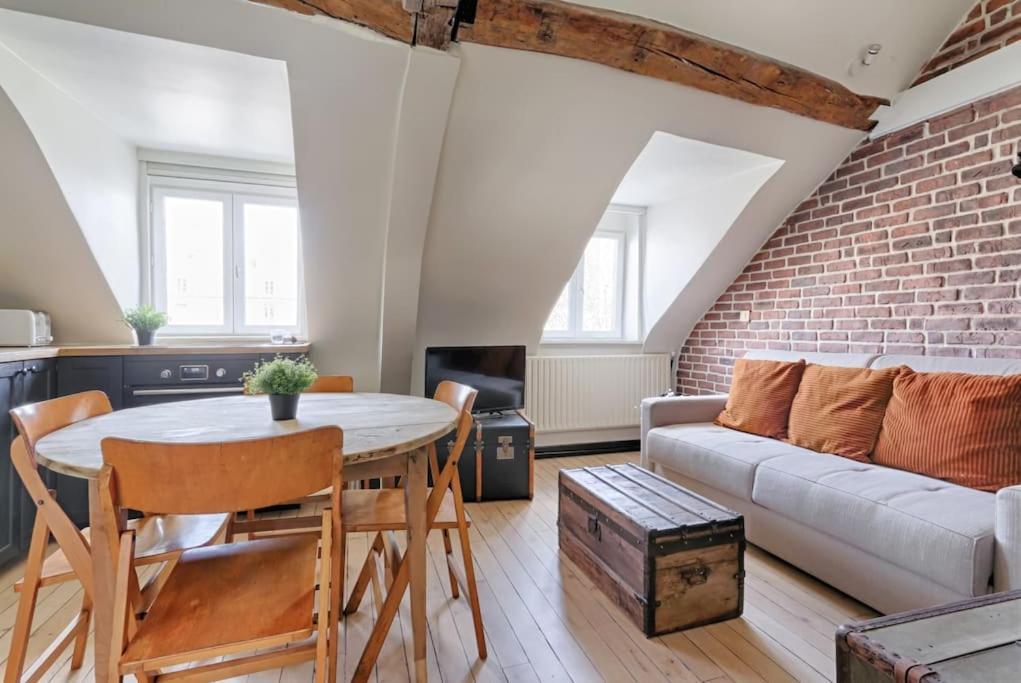 Апартаменти Mykeypers - Fantastic Designed Parisan Loft 2Br/6P- Le Marais Екстер'єр фото